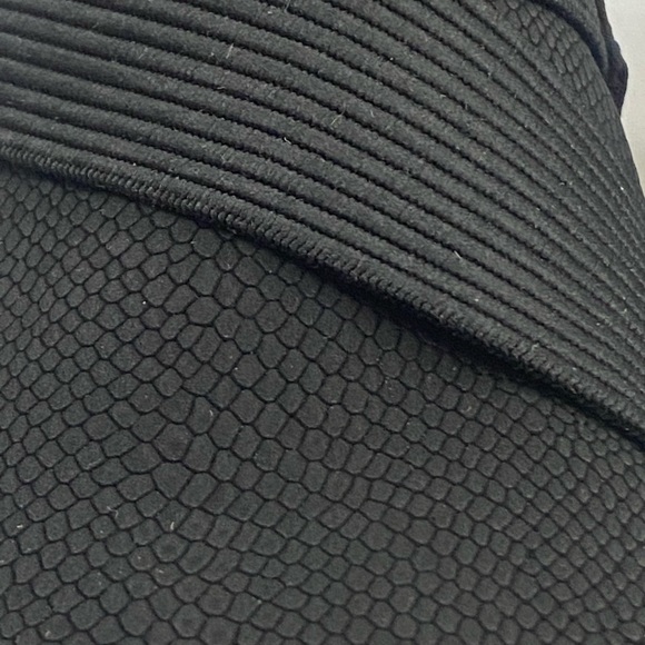 Dr Scholl’s Hold Out Black Reptile Slip On Sneaker size 7.5 NWOT - Picture 5 of 16